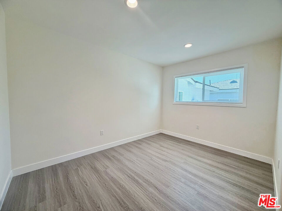 410 E Cherry Avenue - Photo 6