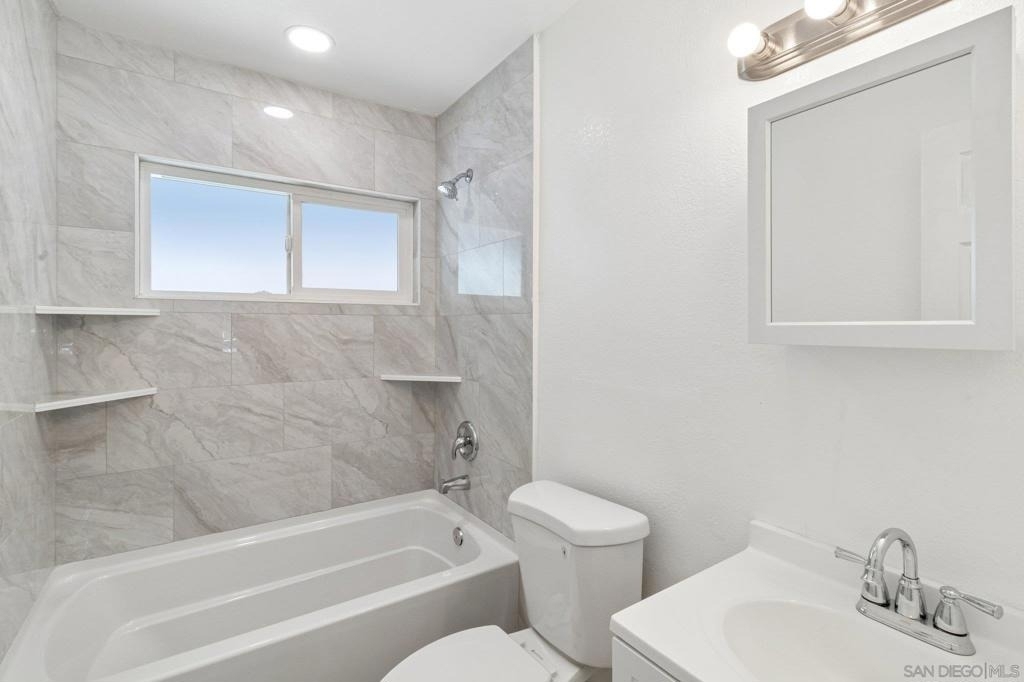 8719 Carribean Way - Photo 17