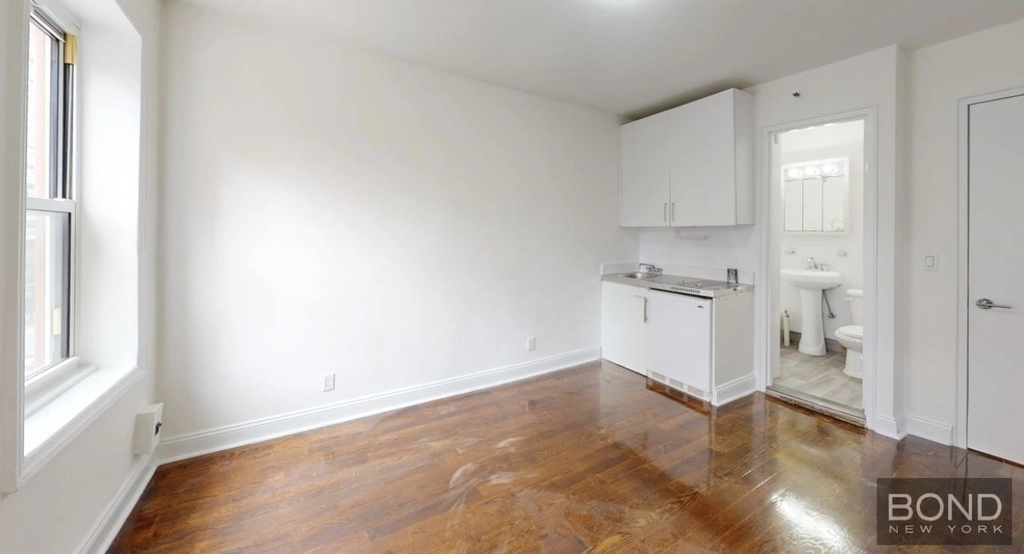 212 Lafayette Street - Photo 1