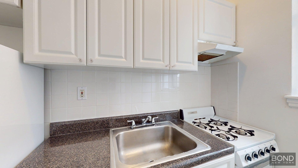 161 East 55th Street  - Photo 1