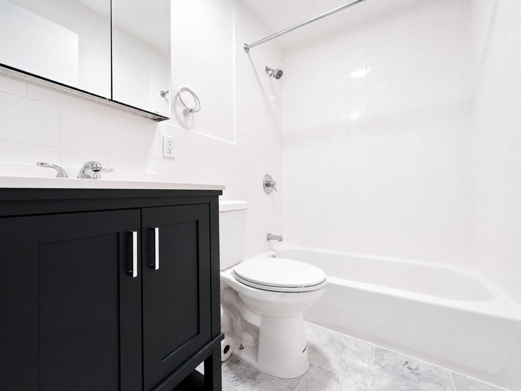 29 West 12th Street - Photo 9