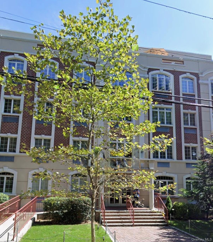 8515 120th Street - Photo 0