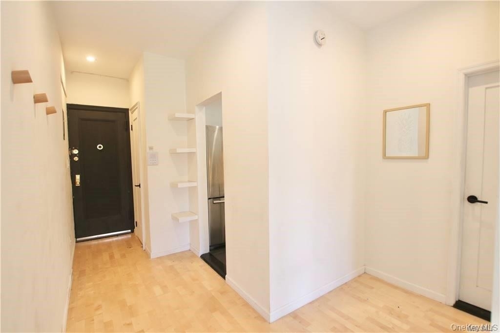 43-33 48 Street - Photo 4