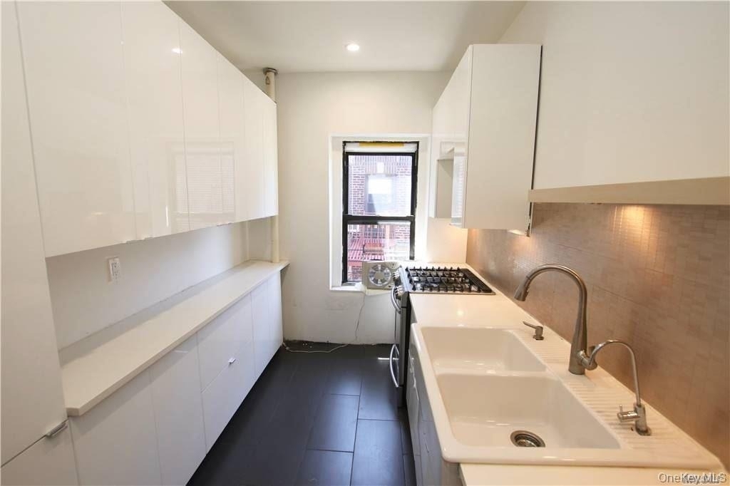 43-33 48 Street - Photo 13