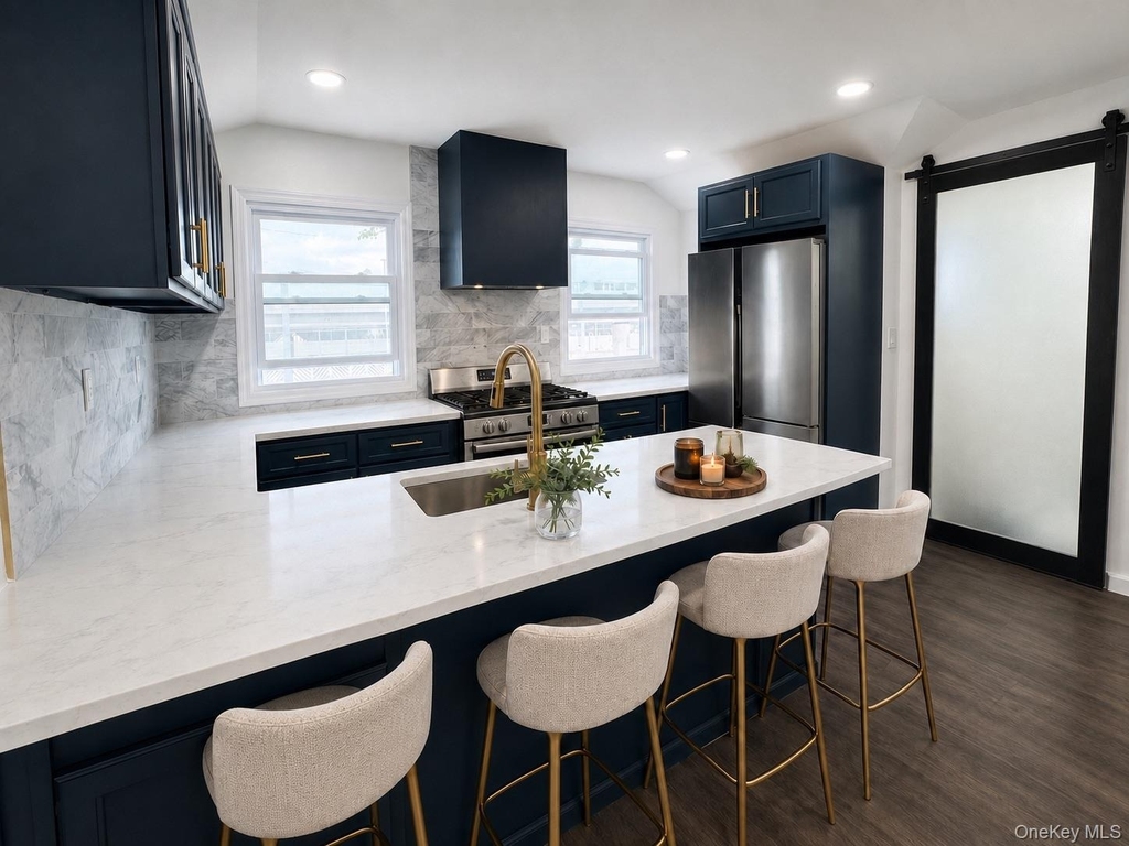 13016 Van Wyck Expressway - Photo 1