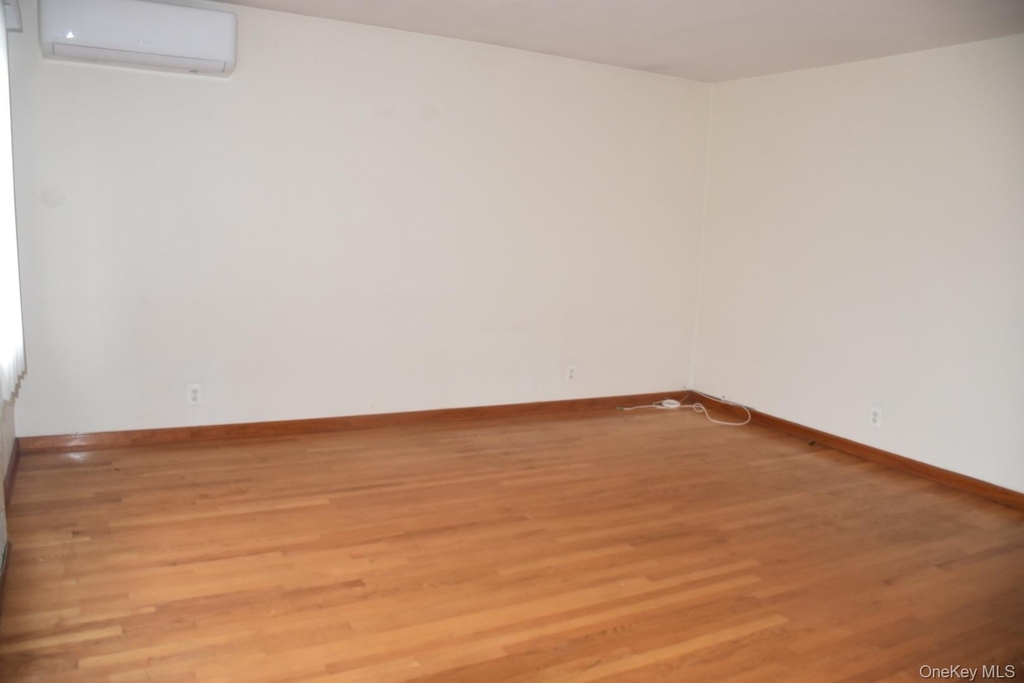 14939 123rd Street - Photo 4