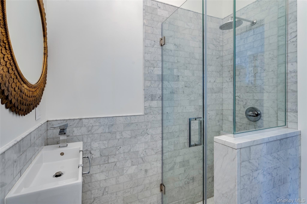 93 Central Avenue - Photo 11
