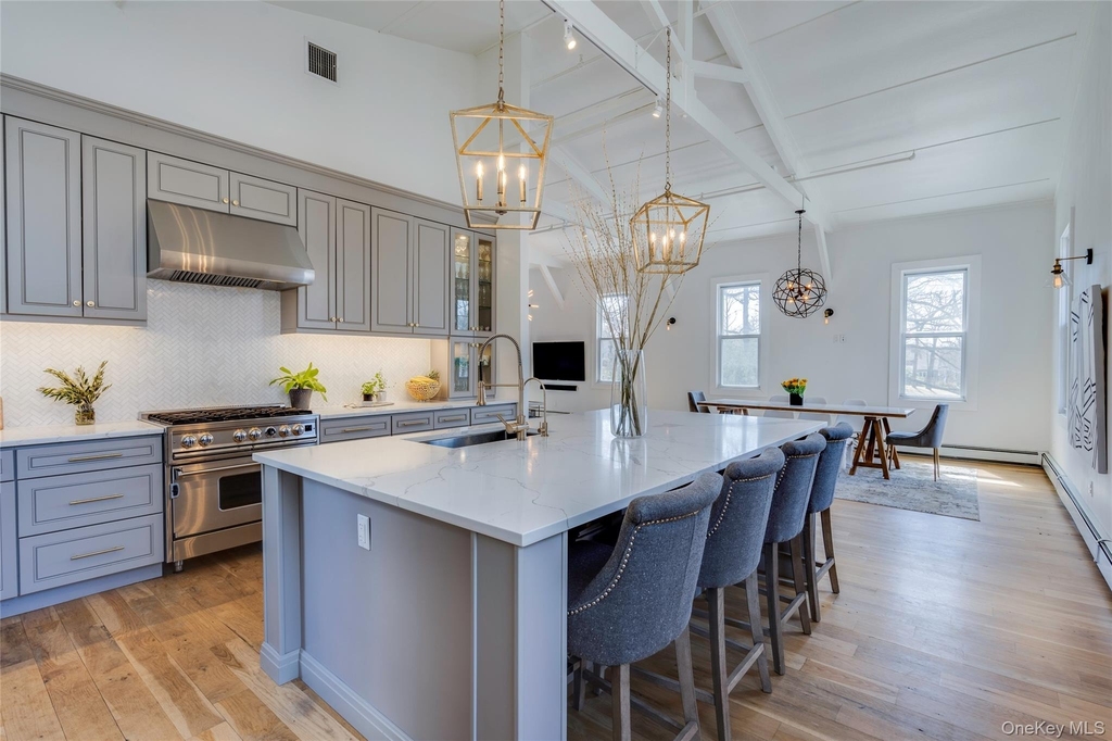 93 Central Avenue - Photo 4