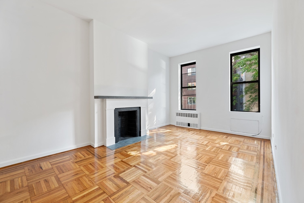 East 84th Street - Photo 0