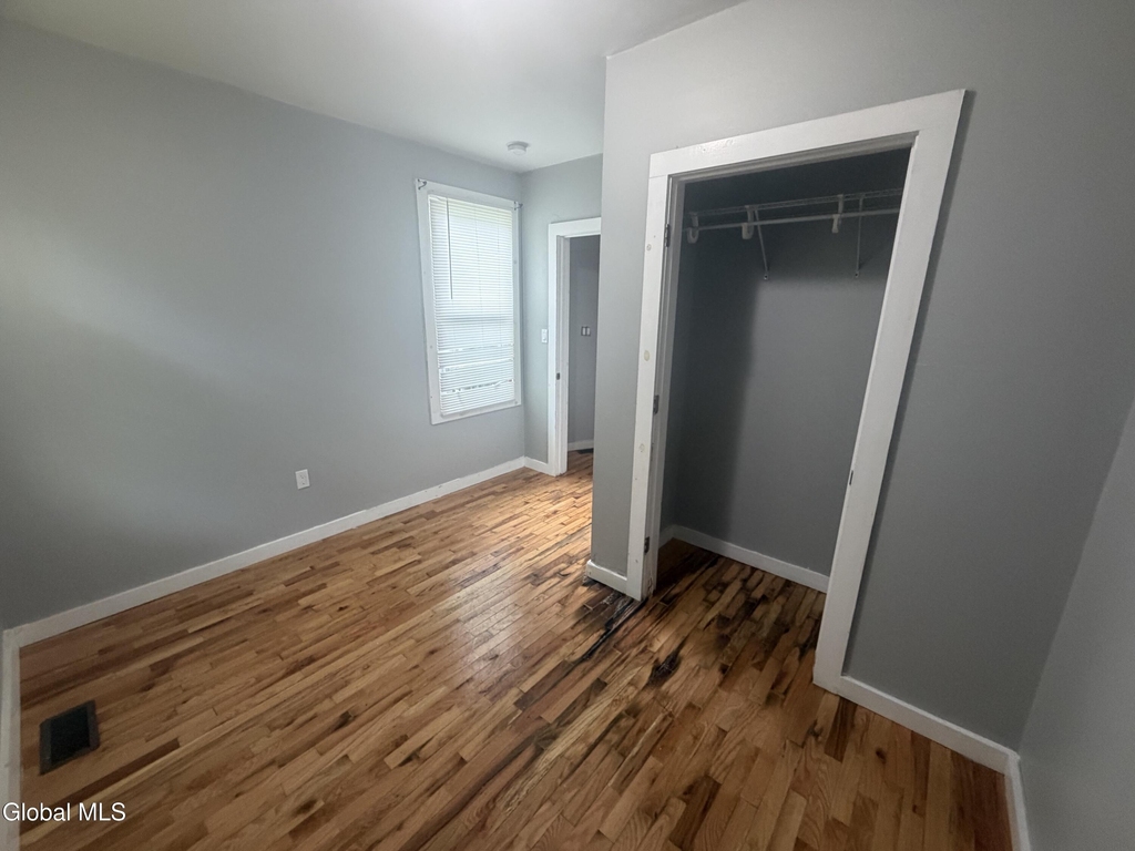 193 Livingston Avenue - Photo 11