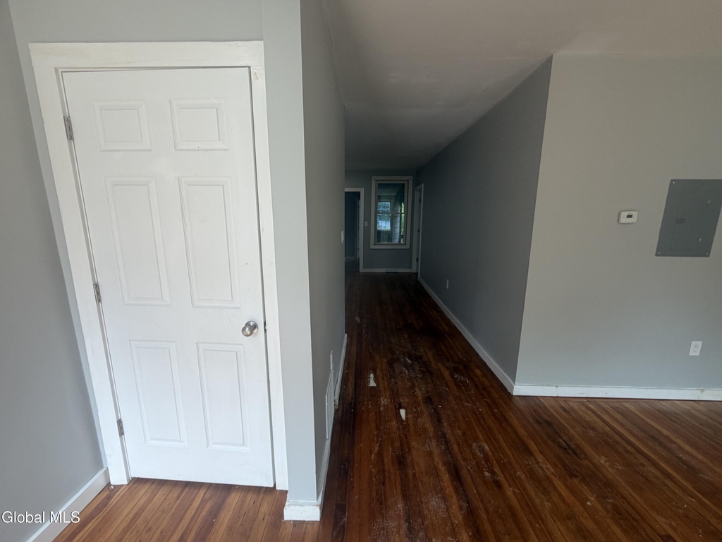 193 Livingston Avenue - Photo 14
