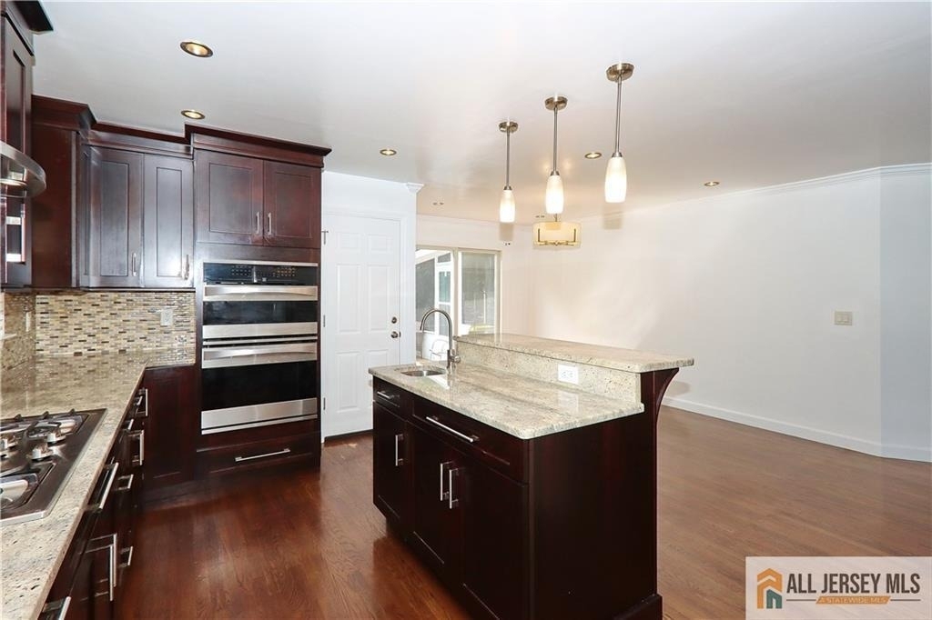 1299 Kline Place - Photo 2