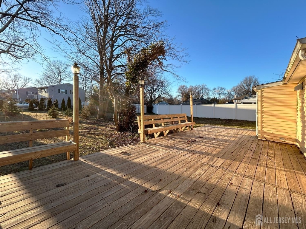 122 Vineyard Road - Photo 3