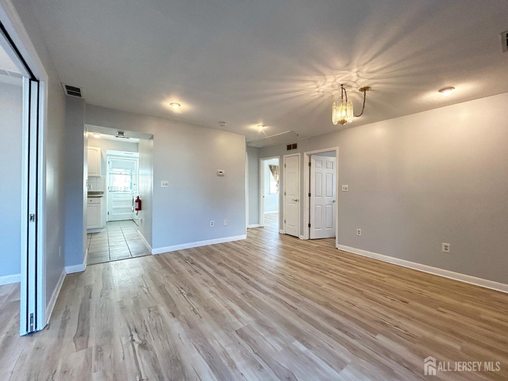 122 Vineyard Road - Photo 6