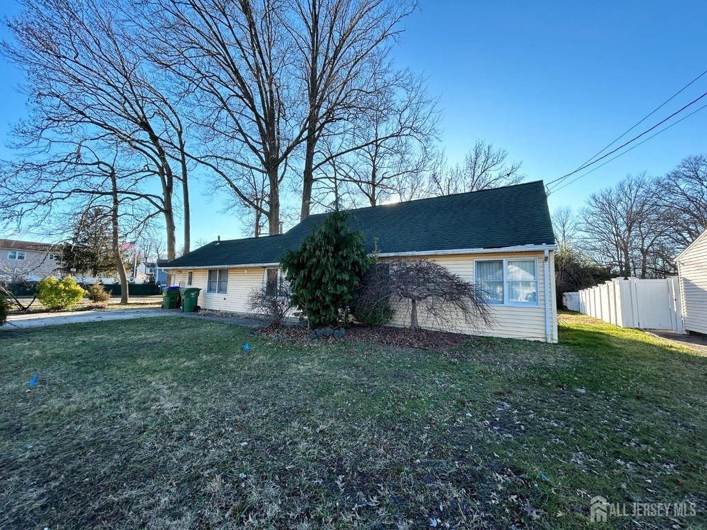 122 Vineyard Road - Photo 1