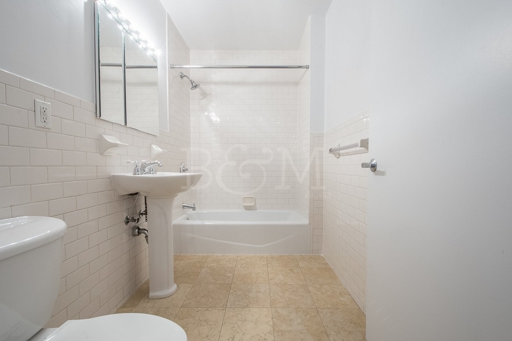 500 Driggs Avenue - Photo 7