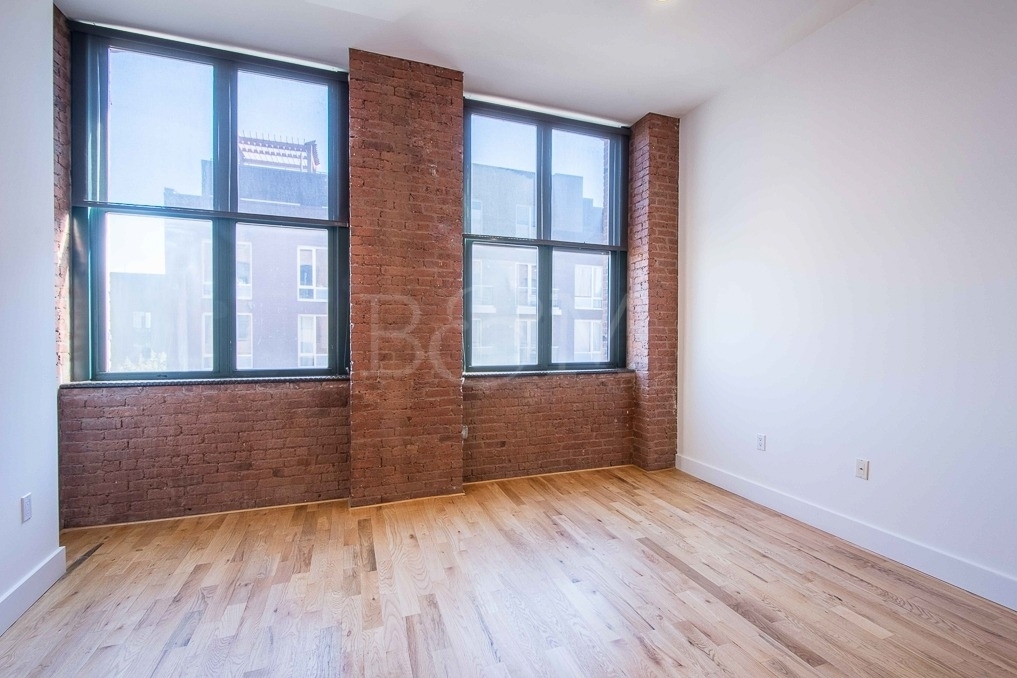 500 Driggs Avenue - Photo 1