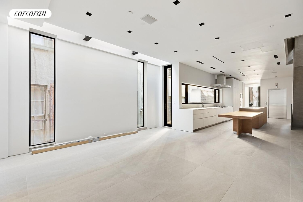 35 Walker Street - Photo 2