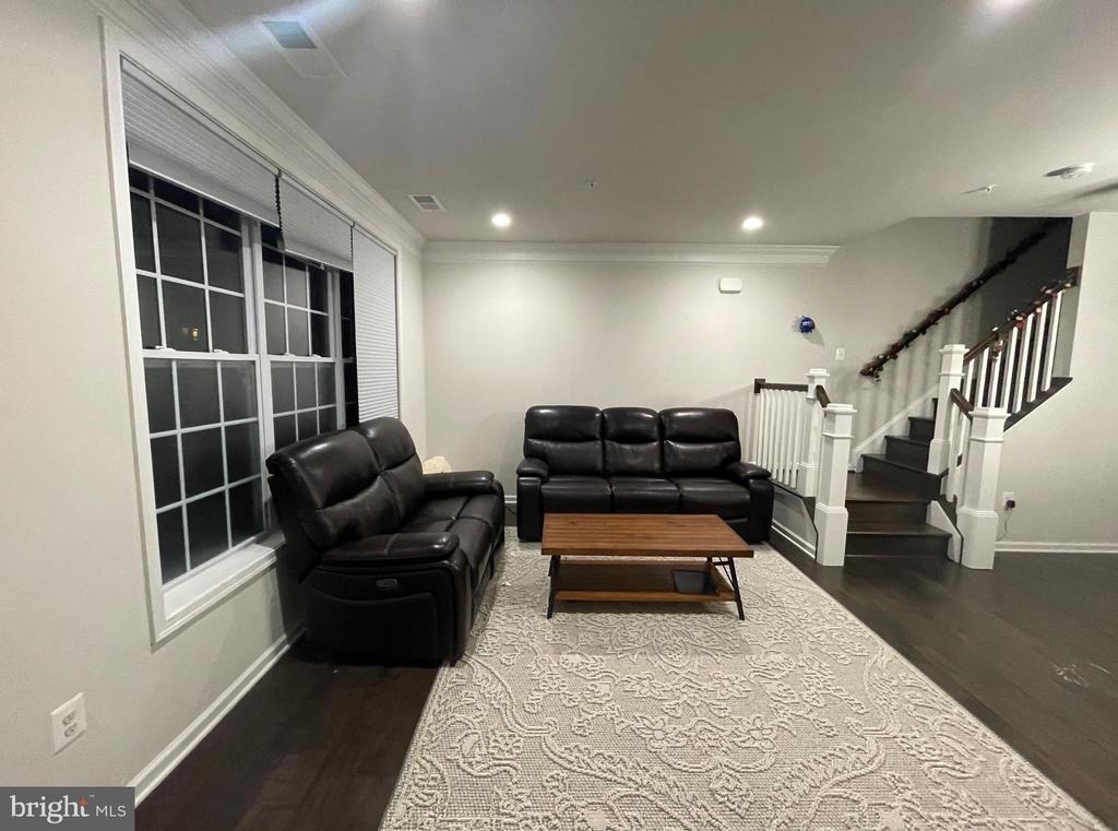 23479 Belvoir Woods Terrace - Photo 29