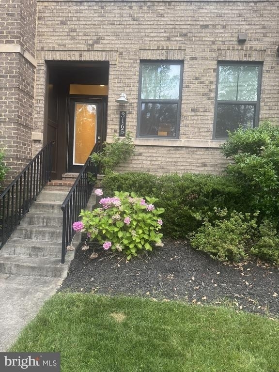 3165 Virginia Bluebell Court - Photo 2