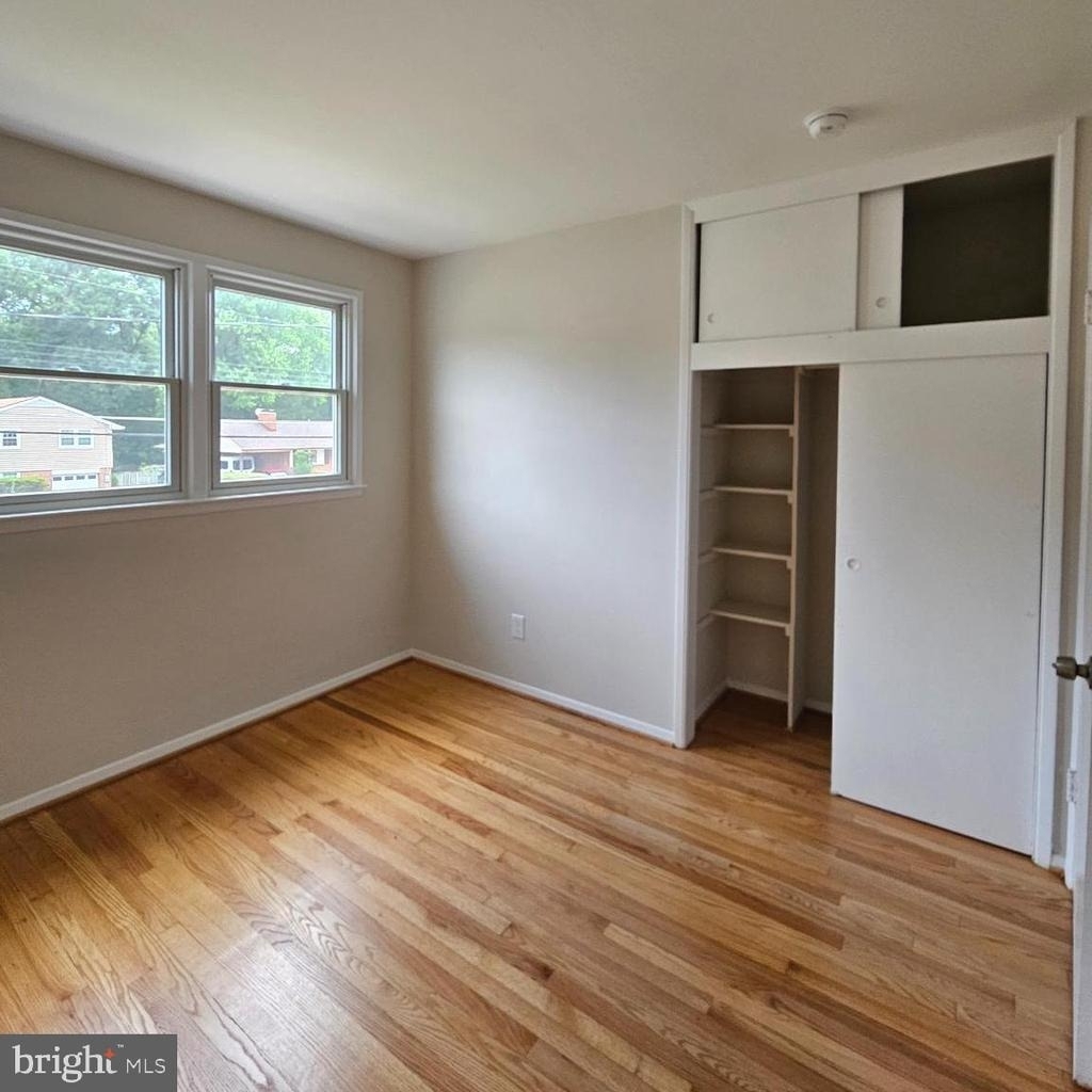 7606 Gresham Street - Photo 21
