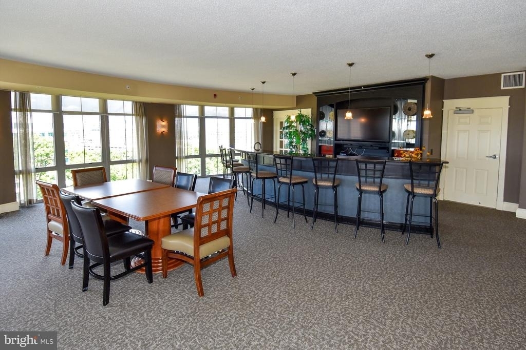 11800 Sunset Hills Road - Photo 26