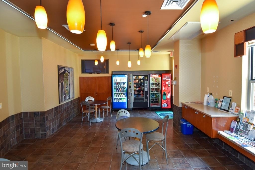 11800 Sunset Hills Road - Photo 31