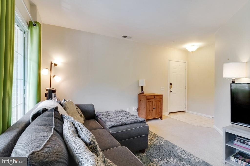 12729 Faircrest Court - Photo 9