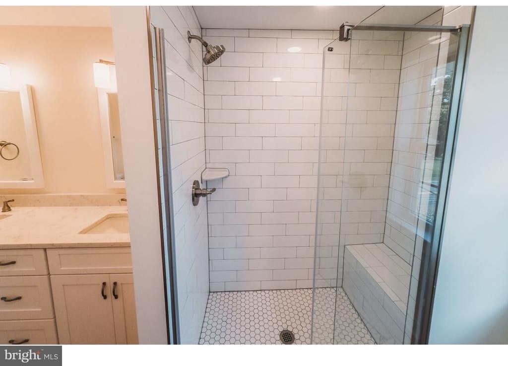 449 Falmouth Street - Photo 24
