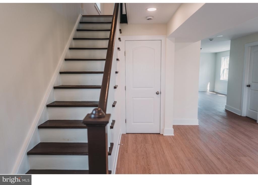 449 Falmouth Street - Photo 17