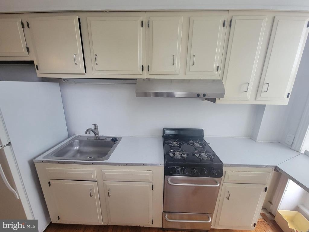 4041 Baltimore Avenue - Photo 3