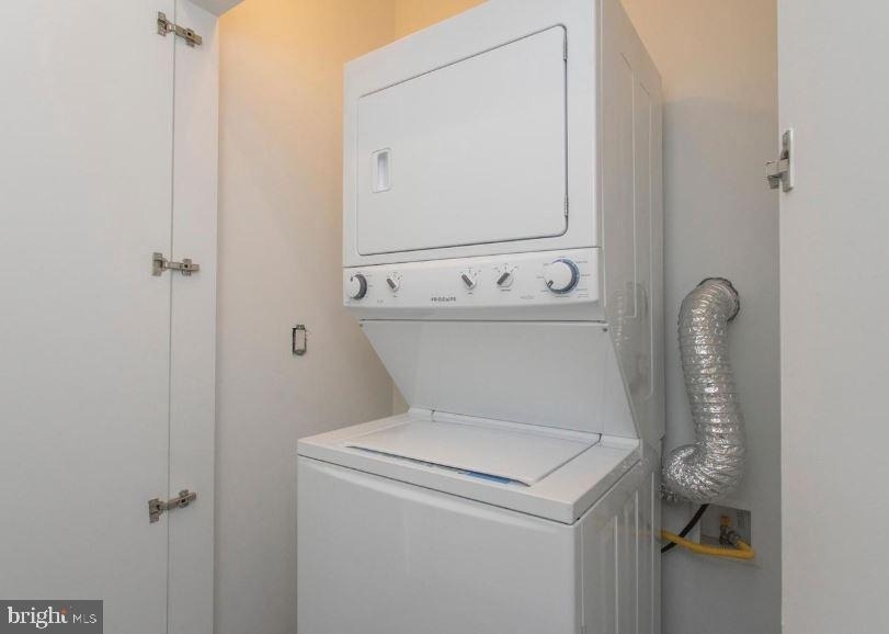 527 W Jefferson Street - Photo 14