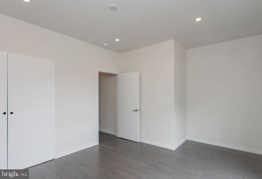 527 W Jefferson Street - Photo 11
