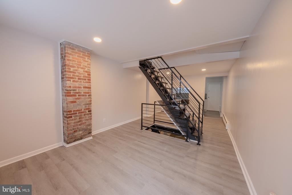 2924 Salmon Street - Photo 0