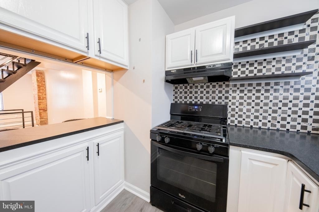 2924 Salmon Street - Photo 12
