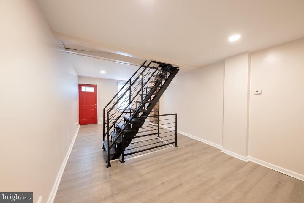 2924 Salmon Street - Photo 7