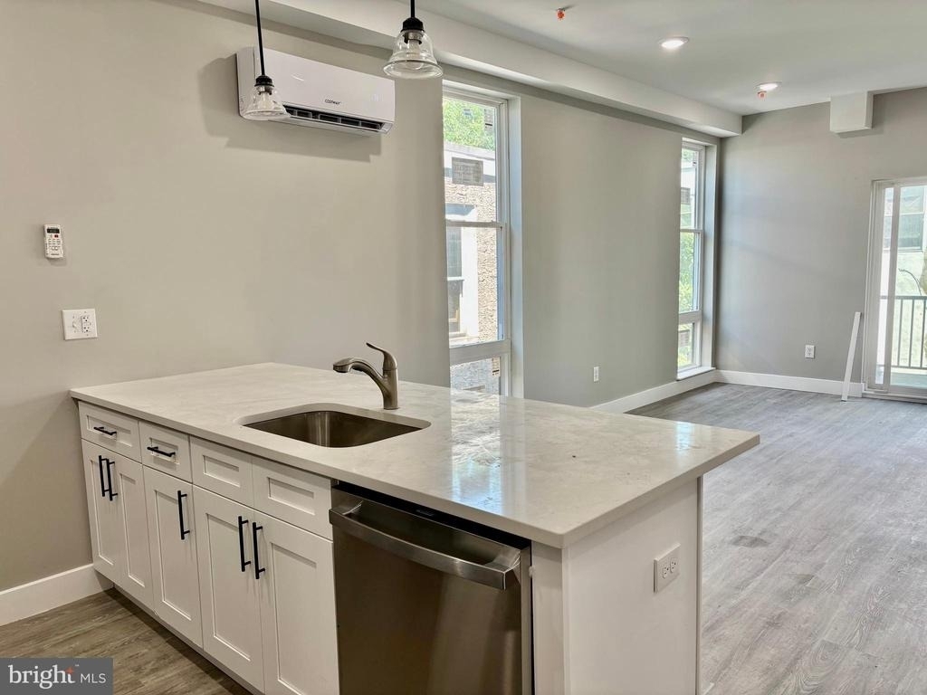 5423 Baltimore Avenue - Photo 2