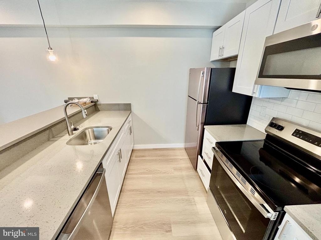 5356 Cedar Avenue - Photo 2