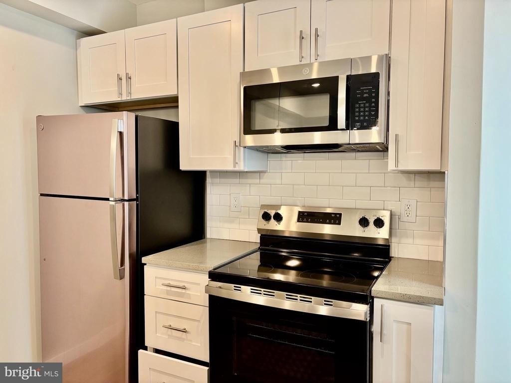 5356 Cedar Avenue - Photo 4