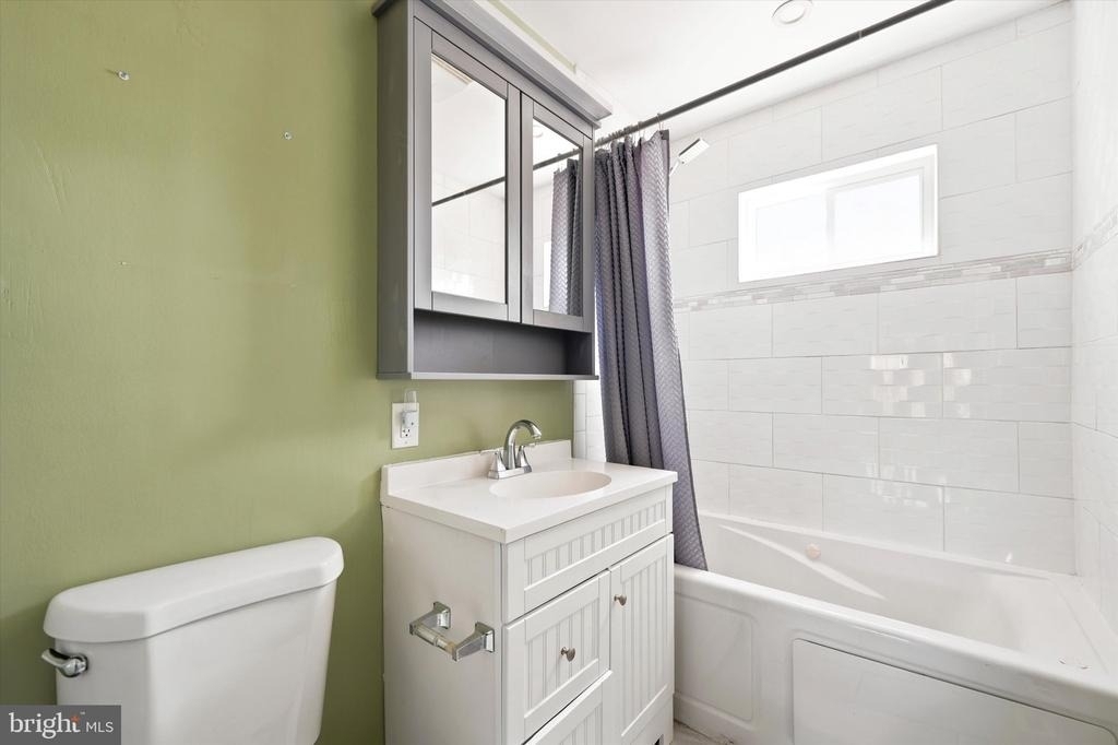 2318 E Letterly Street - Photo 11
