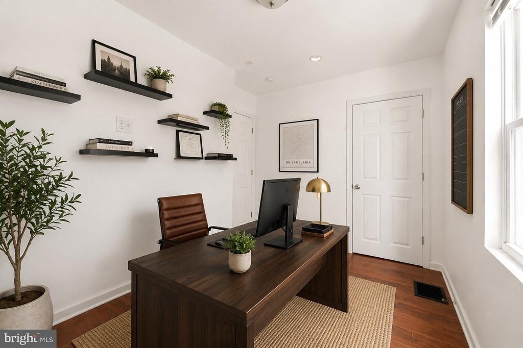 2318 E Letterly Street - Photo 10