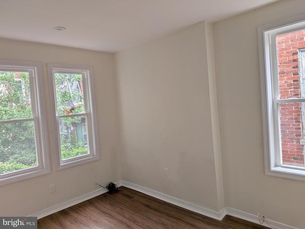 5609 Walton Avenue - Photo 16