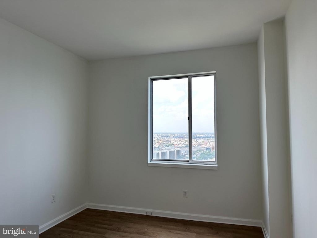 901 N Penn Street - Photo 32
