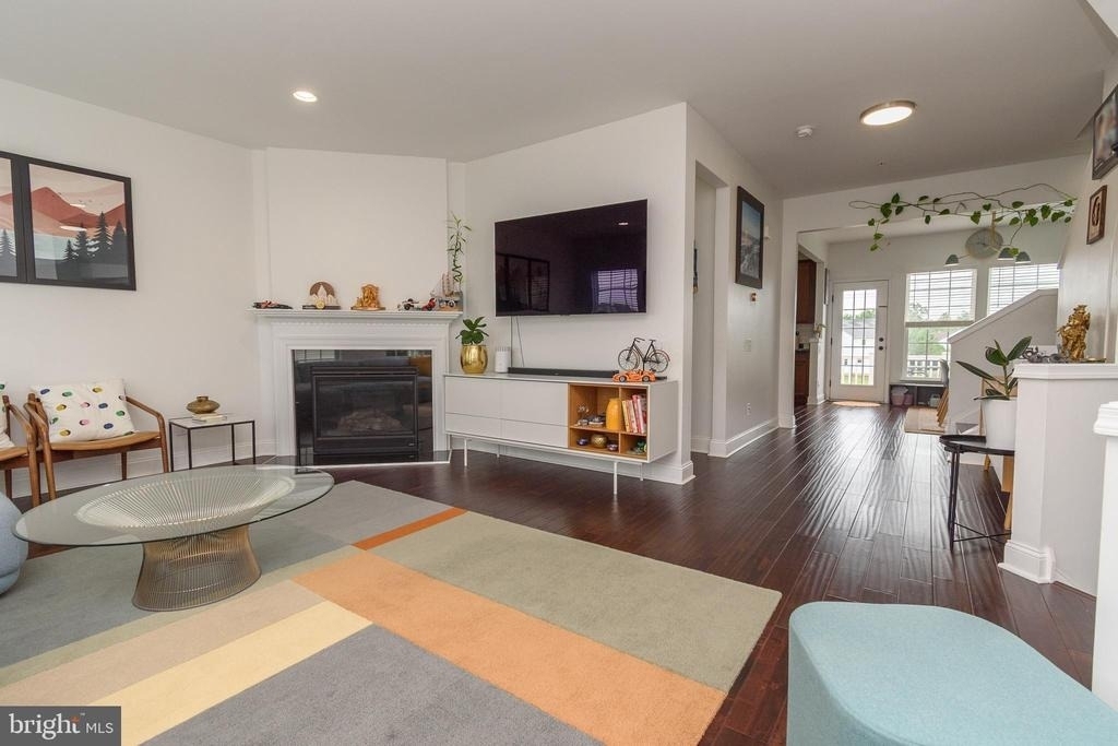 303 Ellison Drive - Photo 10