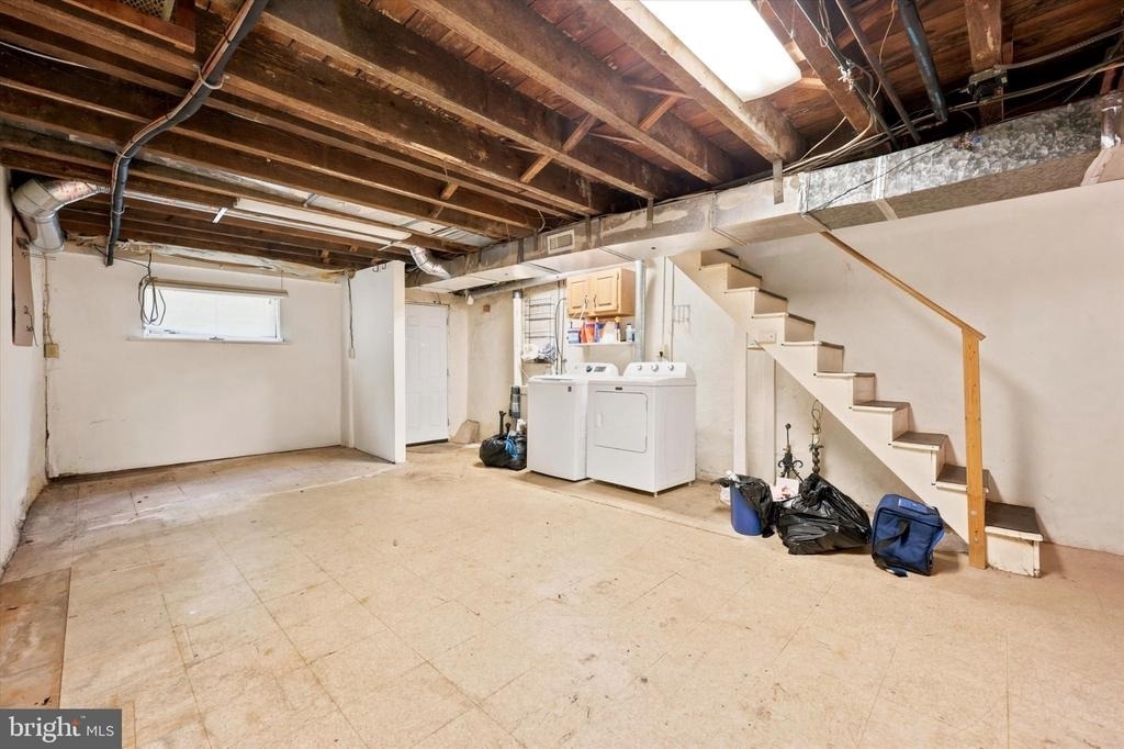 107 Plant Avenue - Photo 11