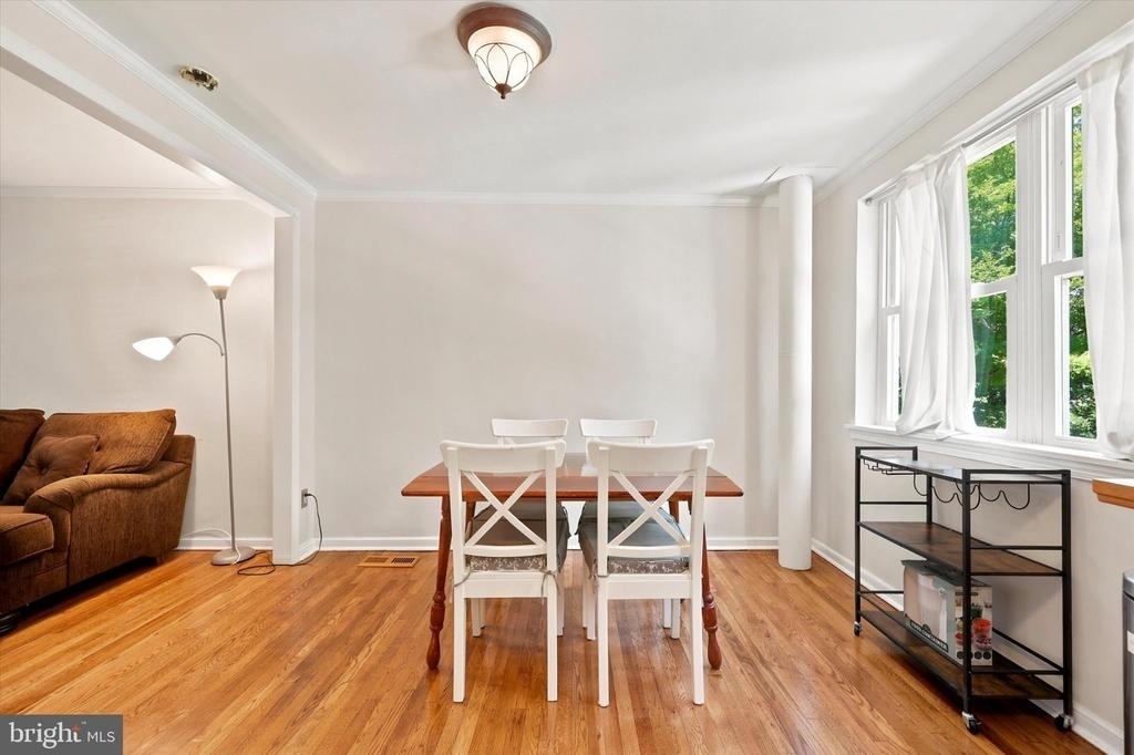 107 Plant Avenue - Photo 8