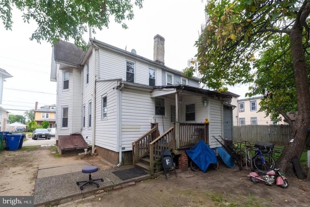 313 S Fairview Street - Photo 16