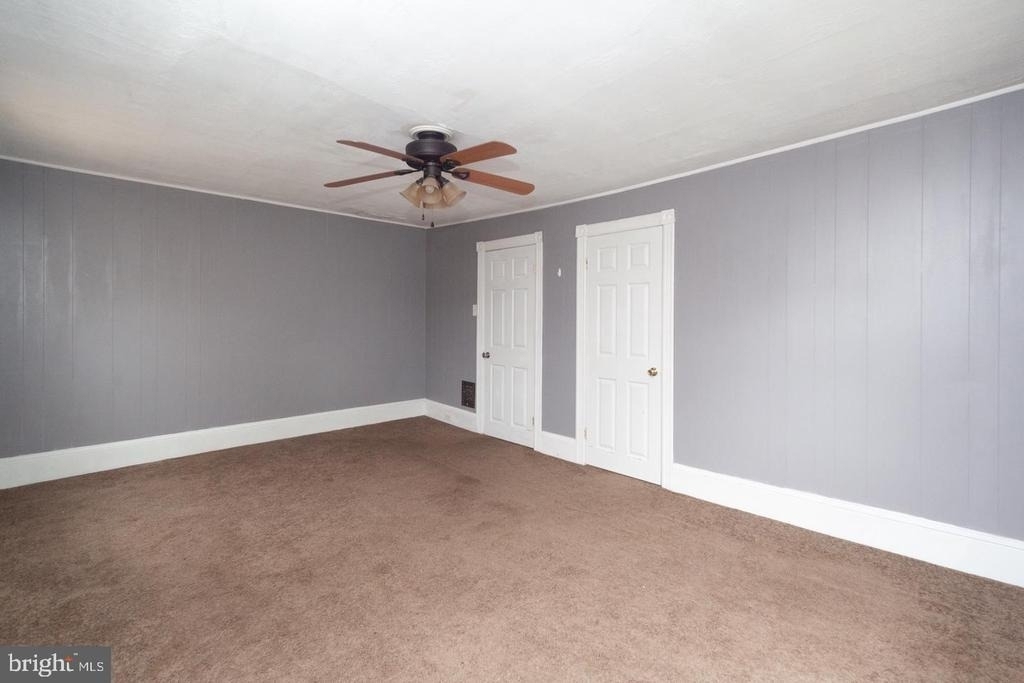 313 S Fairview Street - Photo 11