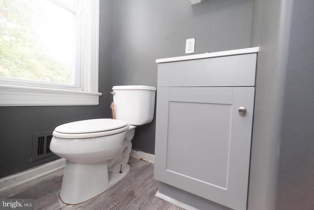313 S Fairview Street - Photo 2
