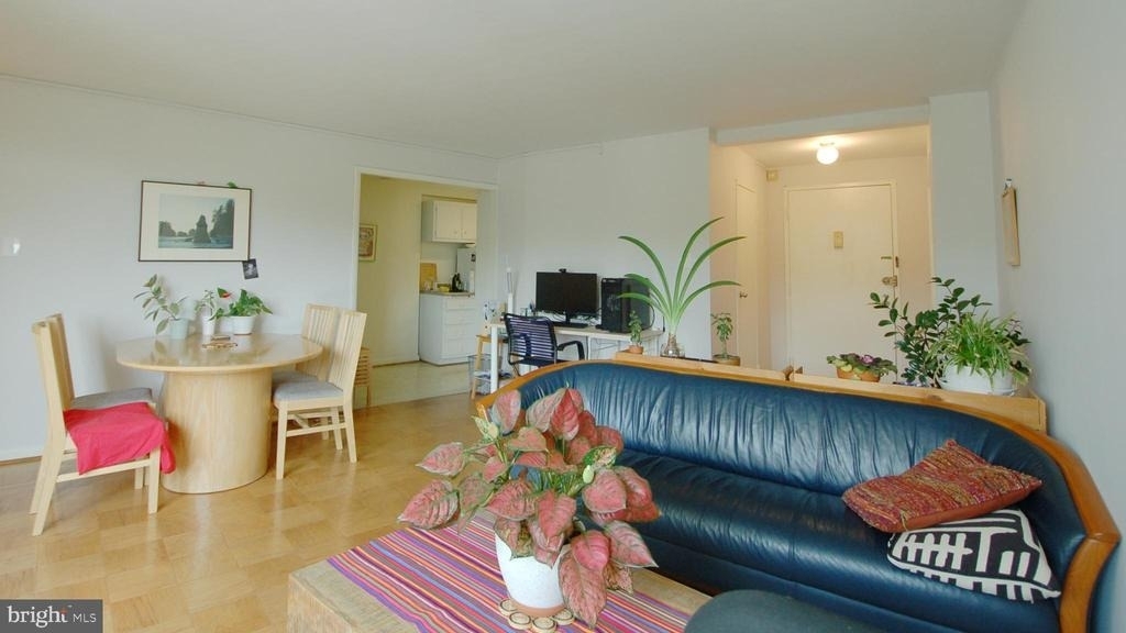 10201 Grosvenor Place - Photo 1